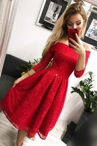 Elegantné šaty Scarlet